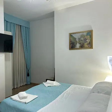 Alex Ii Гостевой дом Рим