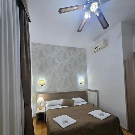 Гостевой дом Alex Ii Рим