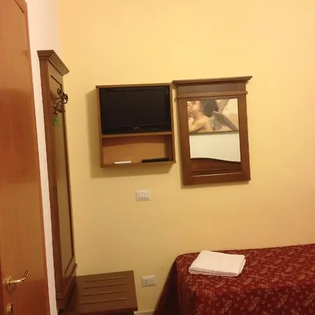 Guest house Guesthouse Alex II 2*