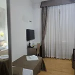 Alex Ii 3*